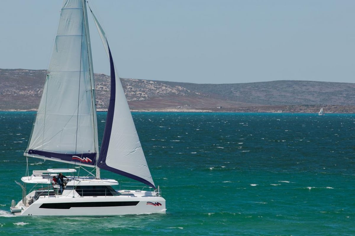 Leopard 42, Moorings 4200/3/3 Club