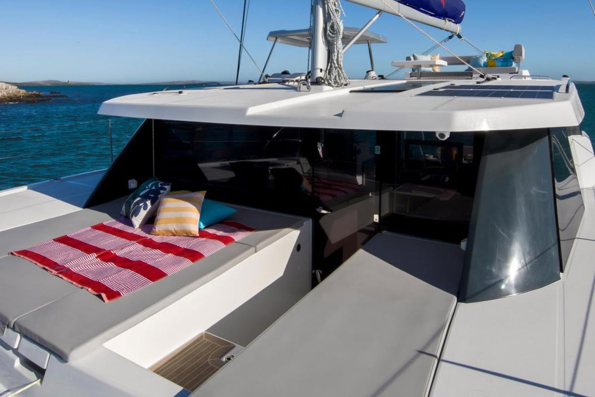 Leopard 42, Moorings 4200/4 Club