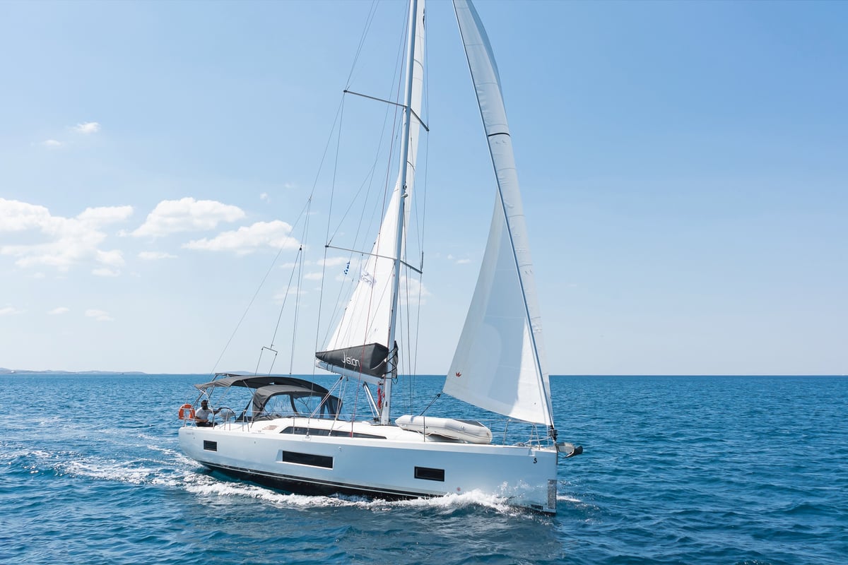 Oceanis 46.1, Beautiful Helen
