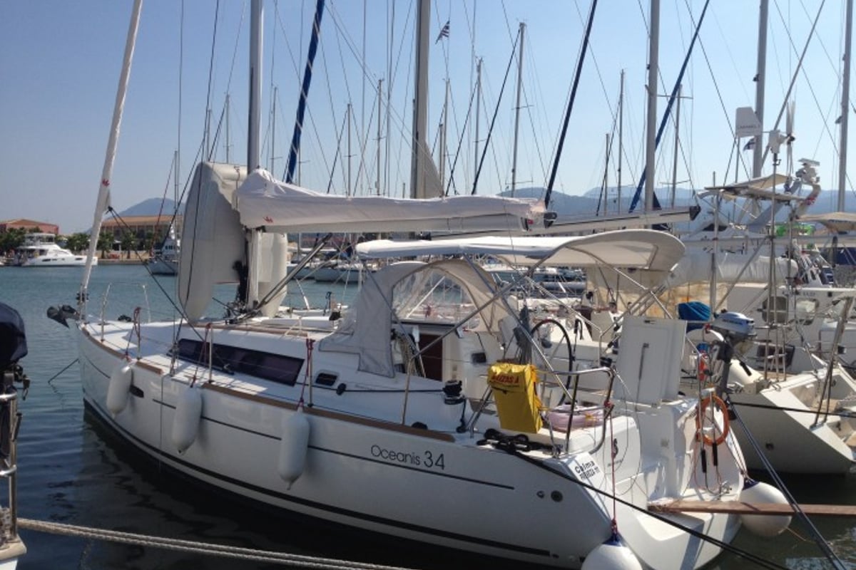 Oceanis 34, Calma