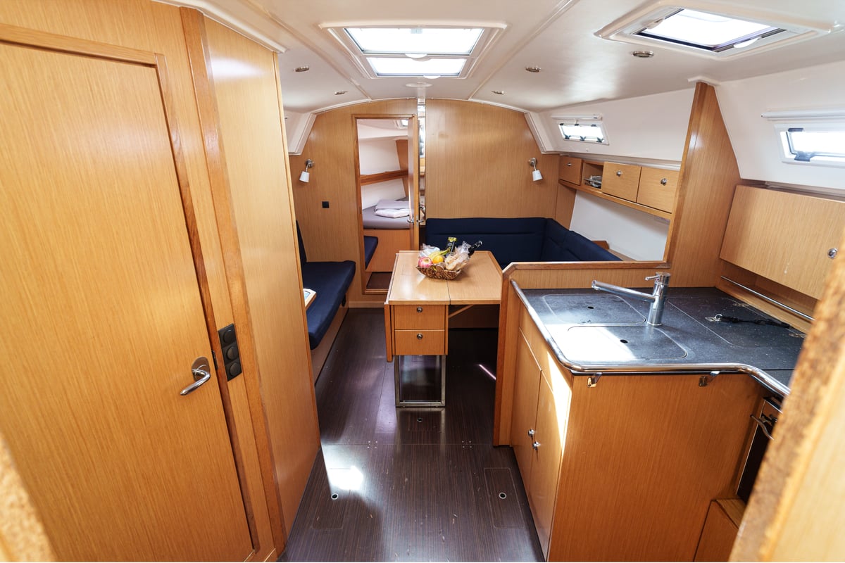 Bavaria 36 Cruiser, Irene