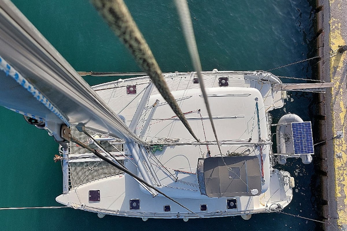 Lagoon 400, Tramontana