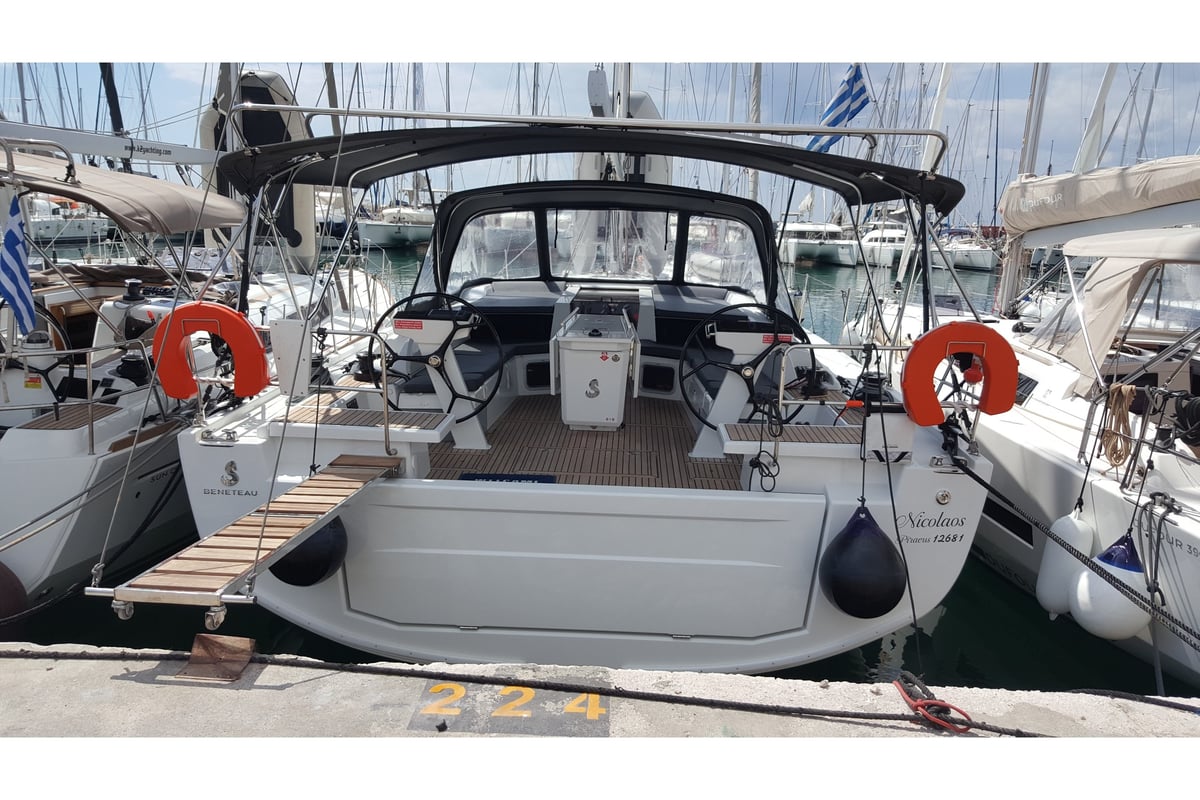 Oceanis 51.1, Nicolaos