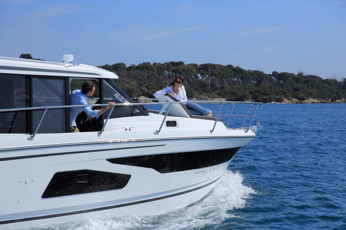 Merry Fisher 1095, Dusar