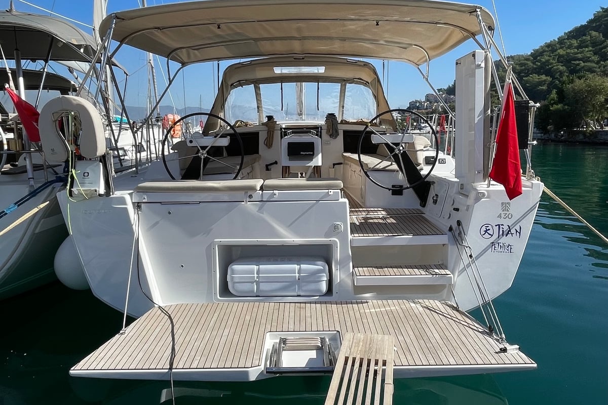 Dufour 430, Tian