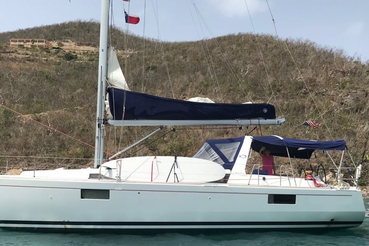 Oceanis 48, Jada