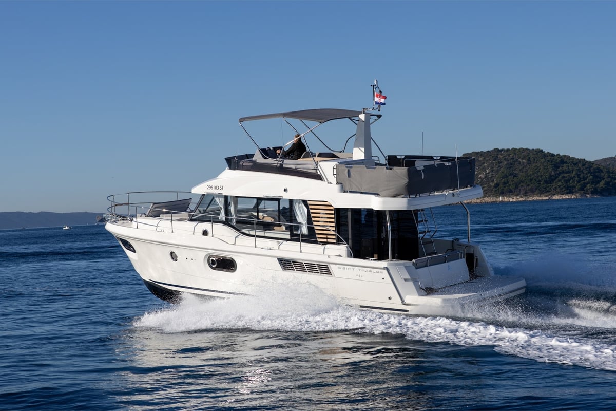 Swift Trawler 41, AELIA