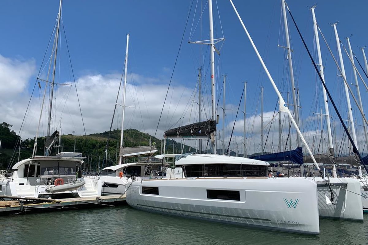 Lagoon 40, BALACOBACO