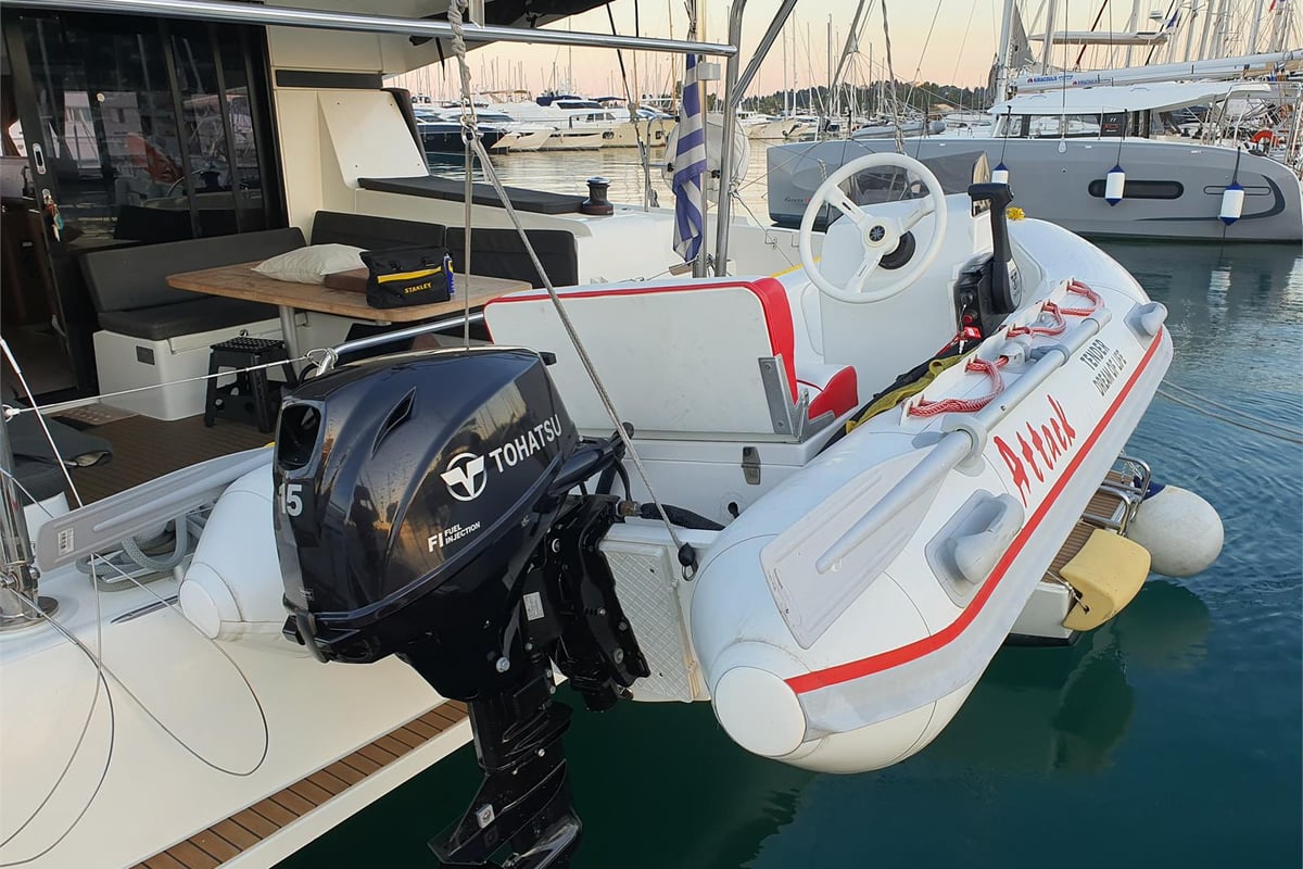 Lagoon 42, Comfort
