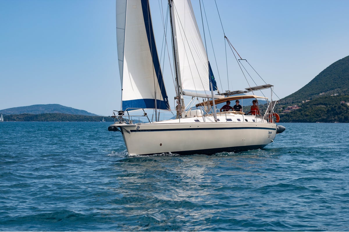 Ocean Star 51.1, Blue Marlin (en suite double cabin 2)