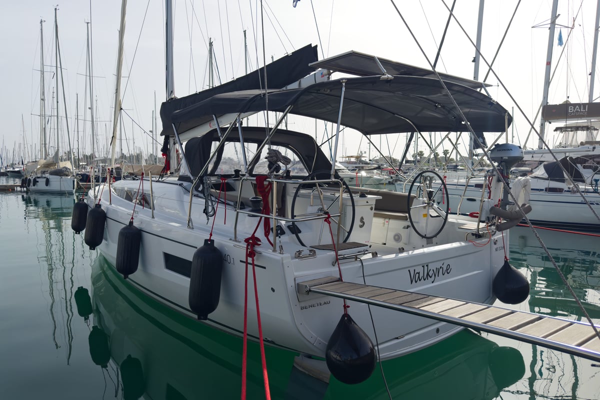 Oceanis 40.1, Valkyrie