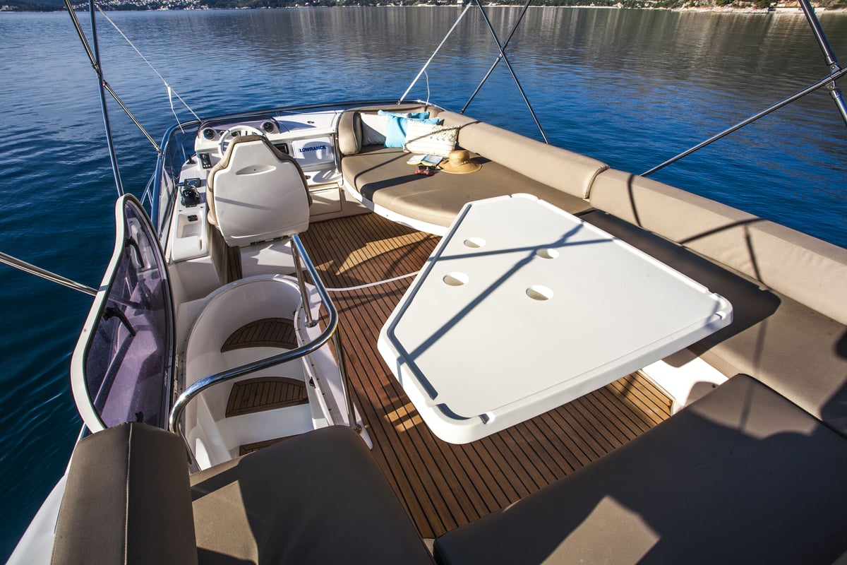Azimut 43 S, Aphrodite