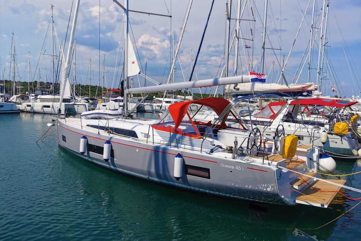 Oceanis 46.1, NAUTI BUOY