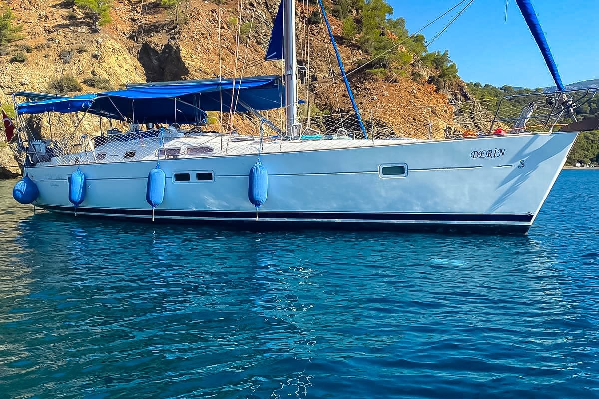 Oceanis 423, Derin