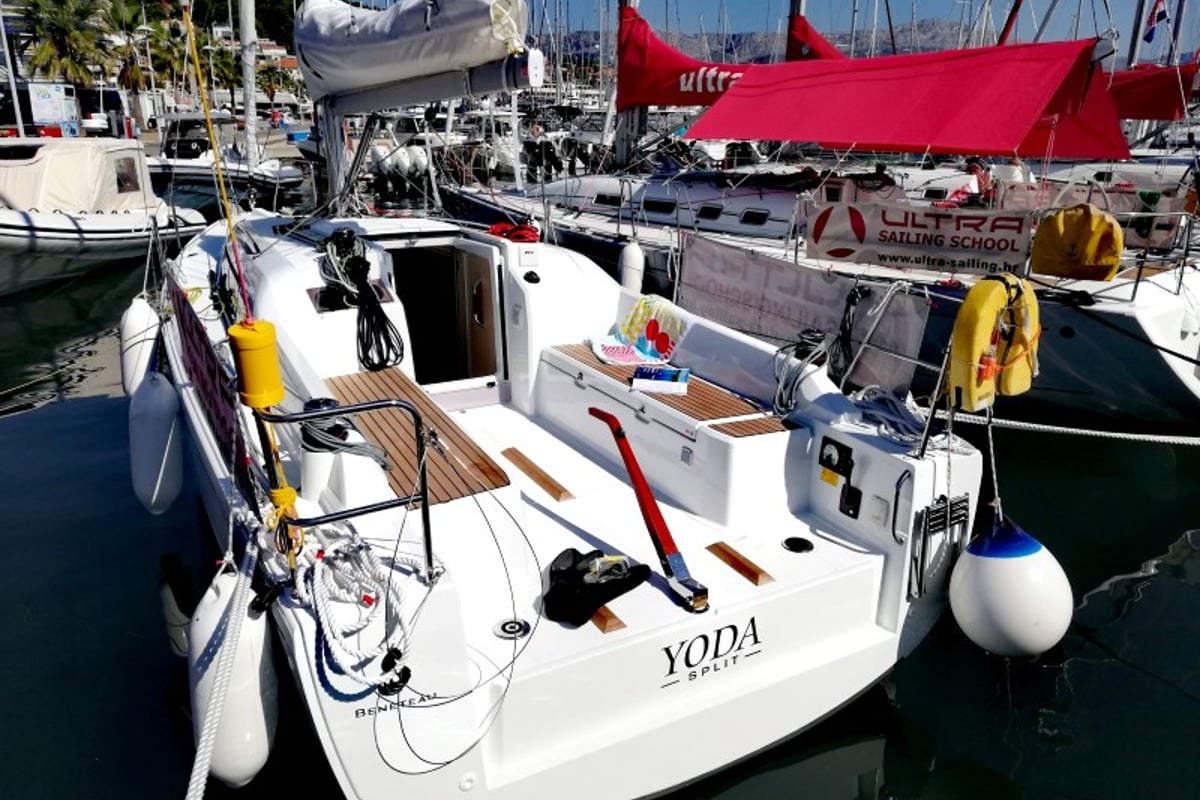 Oceanis 30.1, YODA