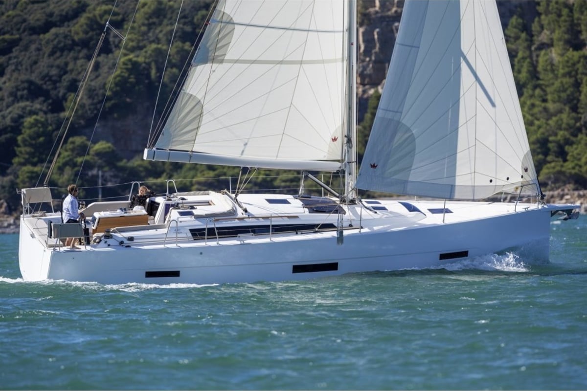 Dufour 430, Victoria