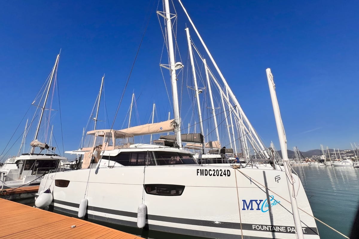 Elba 45, Nami