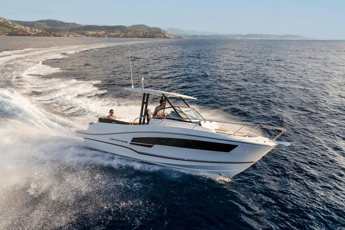 Cap Camarat 9.0 WA, ZEUS