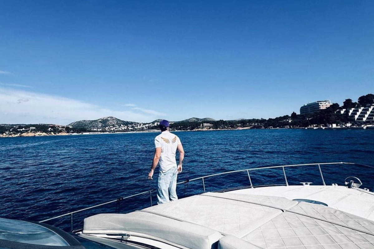 Pershing 45, Calypso