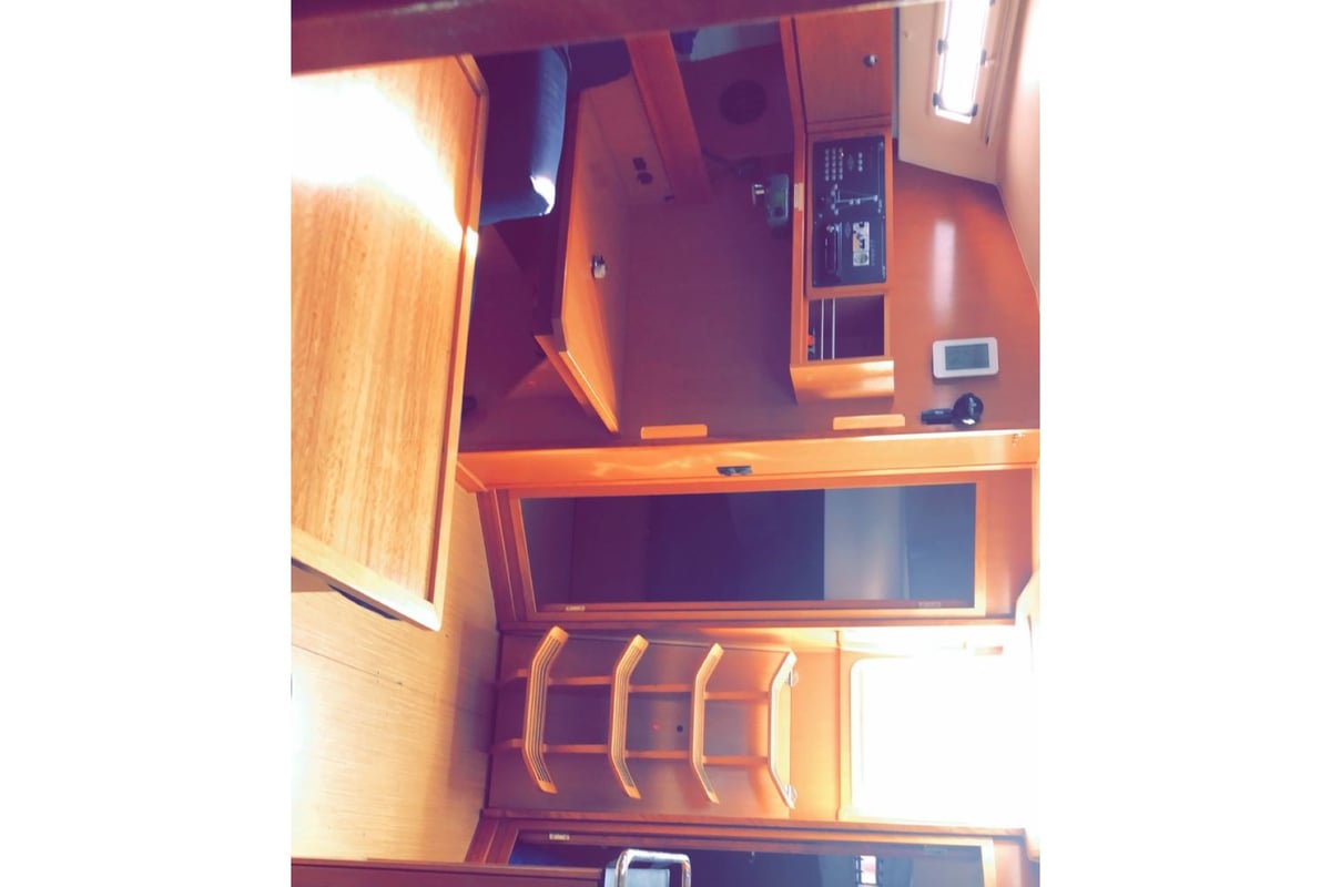 Dufour 450 Grand Large, Blue Bird