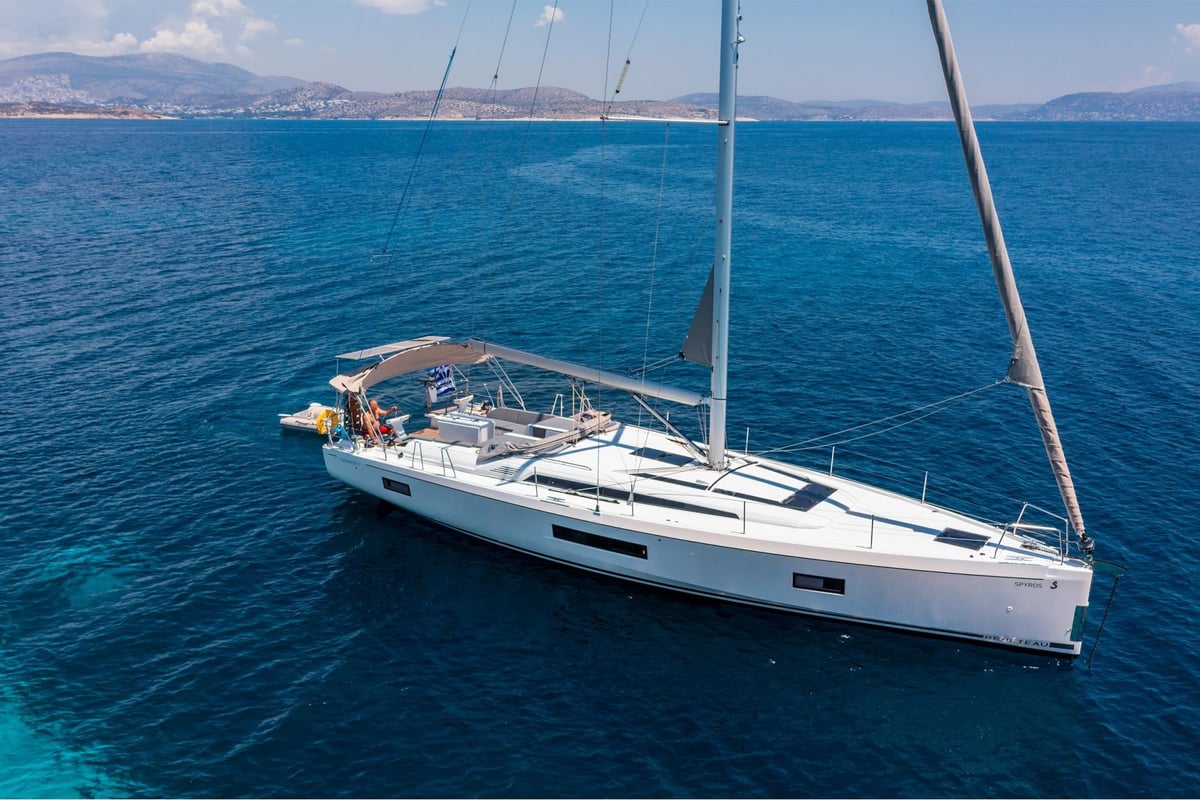 Oceanis 51.1, Spyros