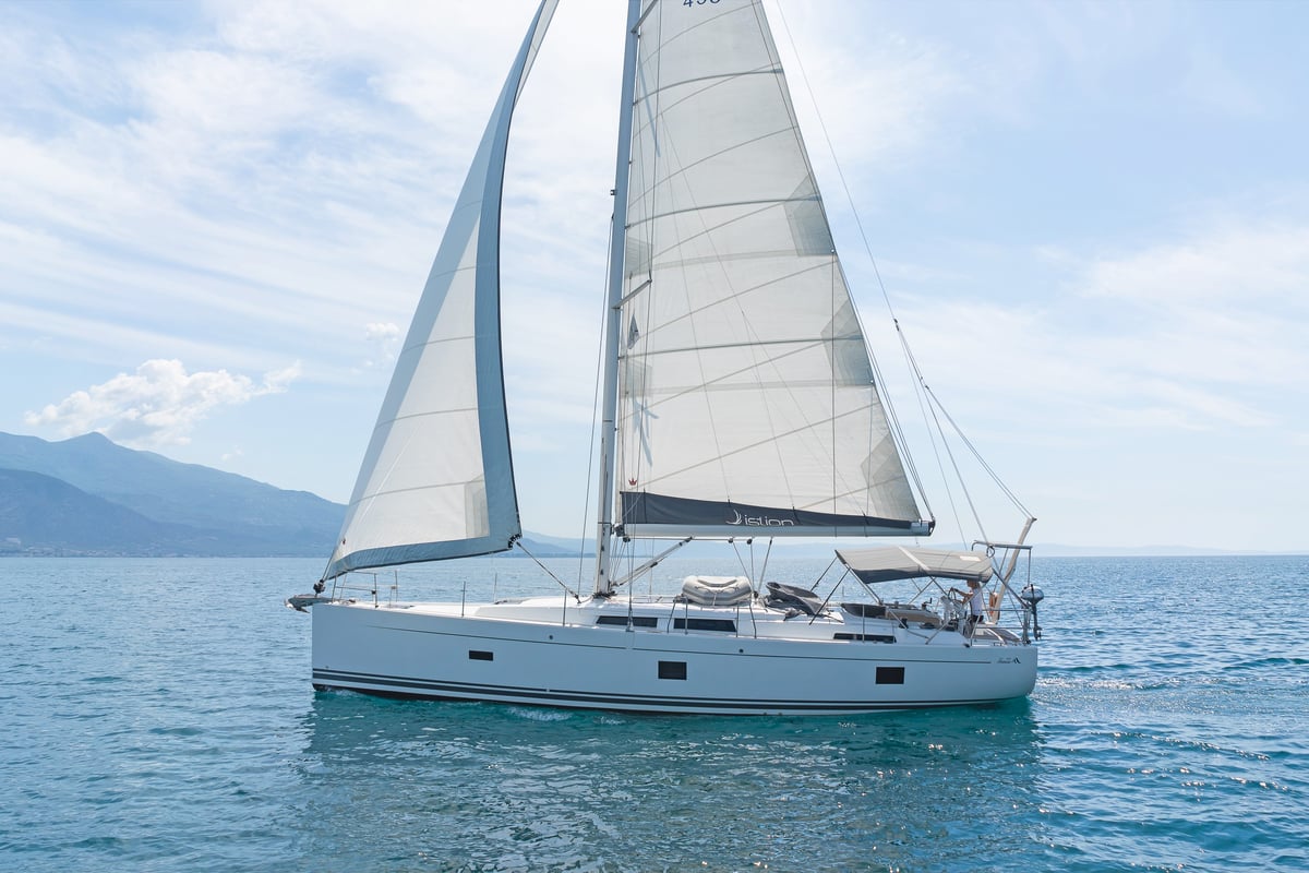 Hanse 458, Triton