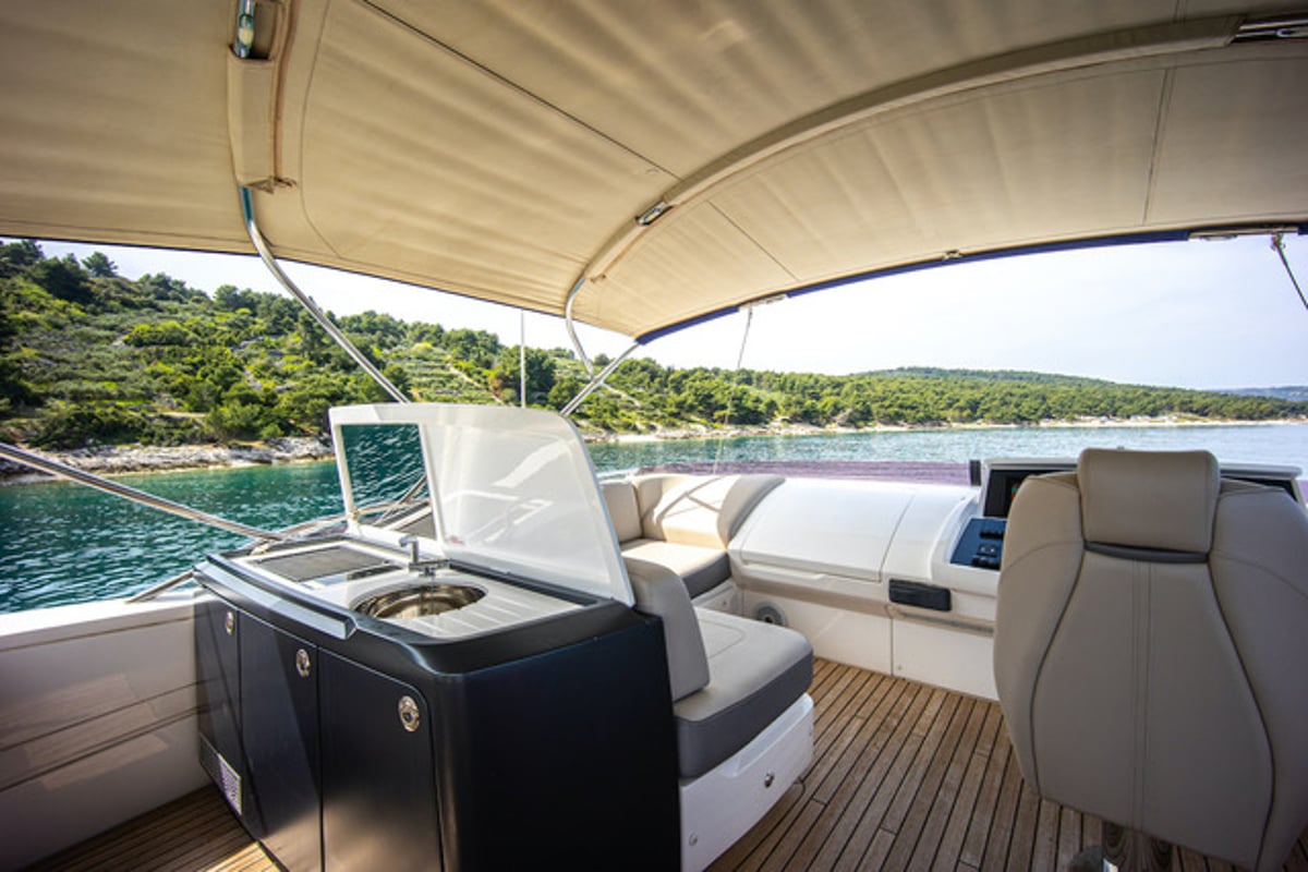Princess S65, MIRNO MORE