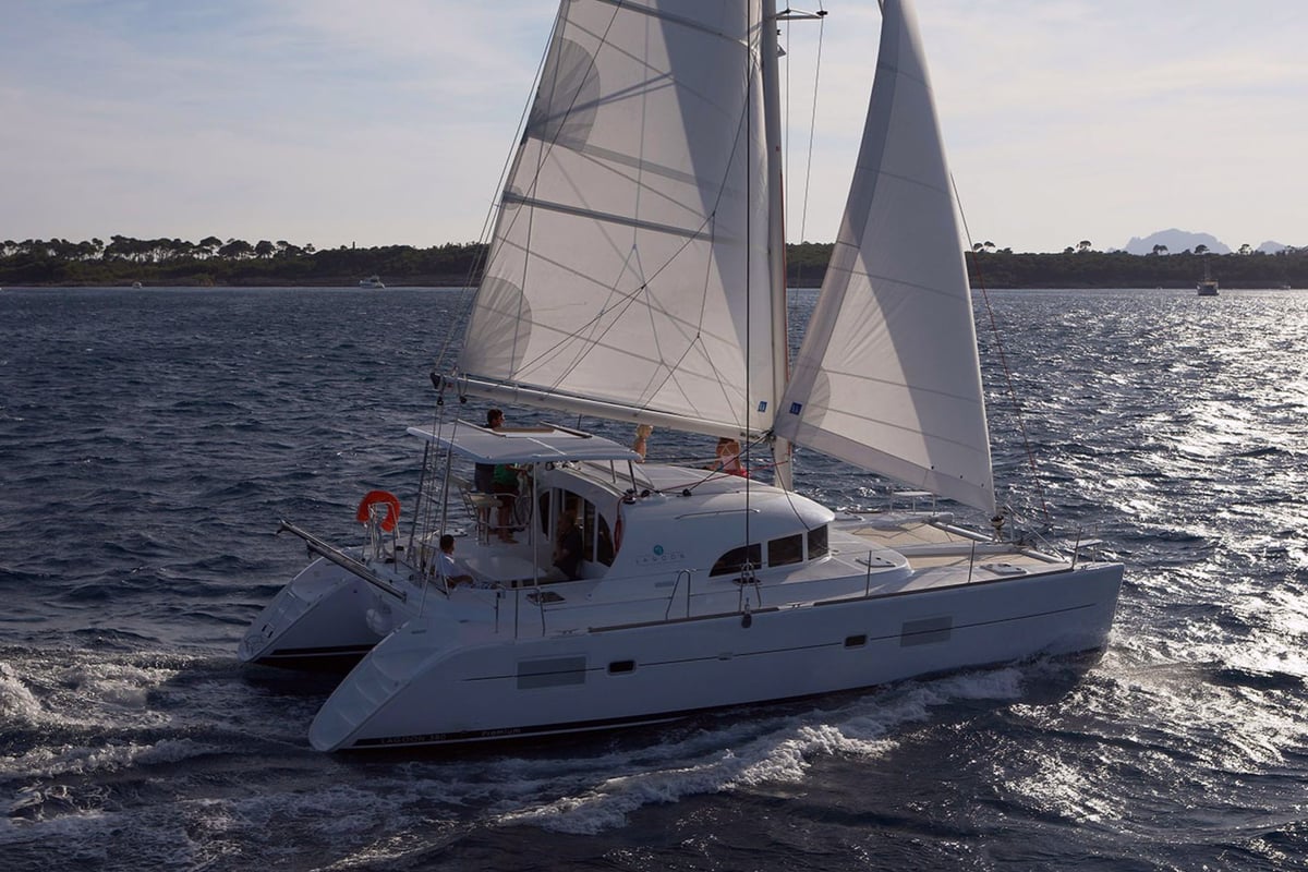 Lagoon 380 S2, Poe Vai