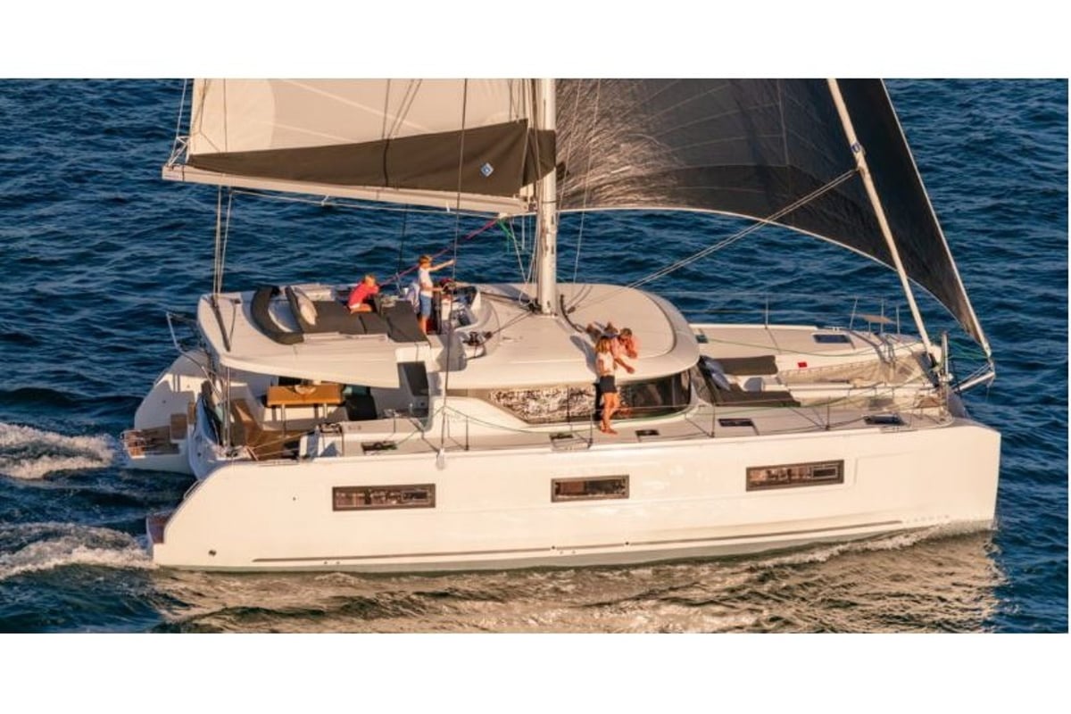 Lagoon 46, Lord Ervis