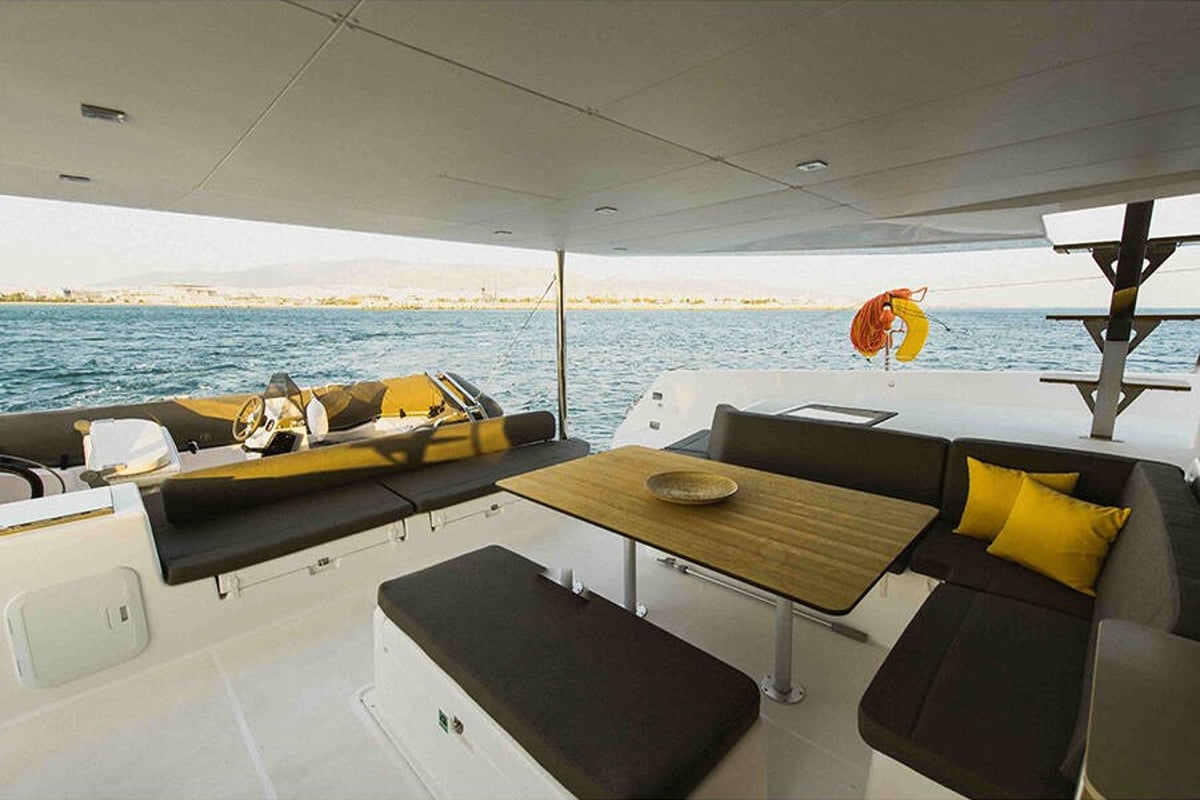 Dufour Catamaran 48, Barchetta VII