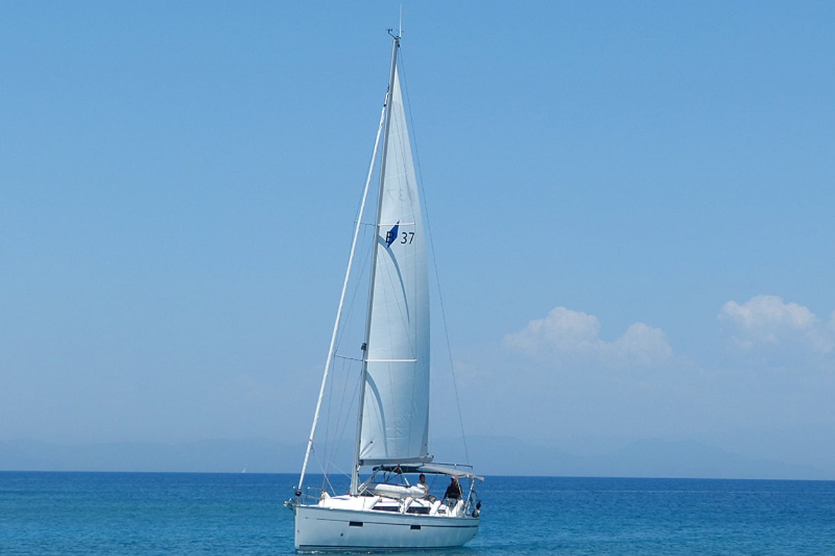 Bavaria 37 Cruiser, Nenemia