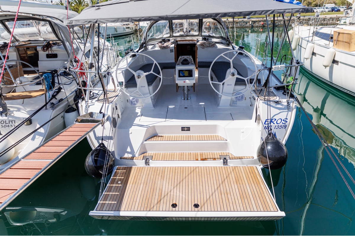 Bavaria Cruiser 46, EROS