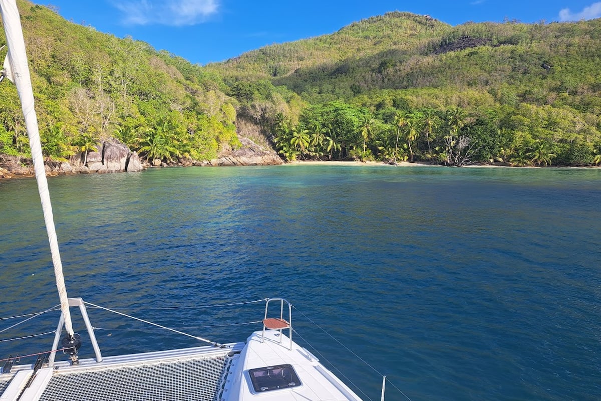 Lagoon 42, Pyrat