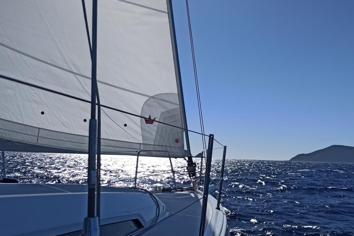Oceanis 46.1, Boreas