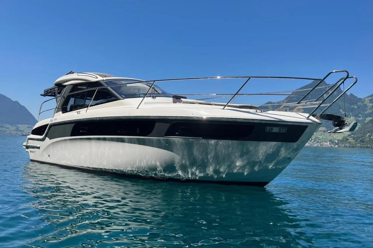 Bavaria Sport 36 HT, Coco