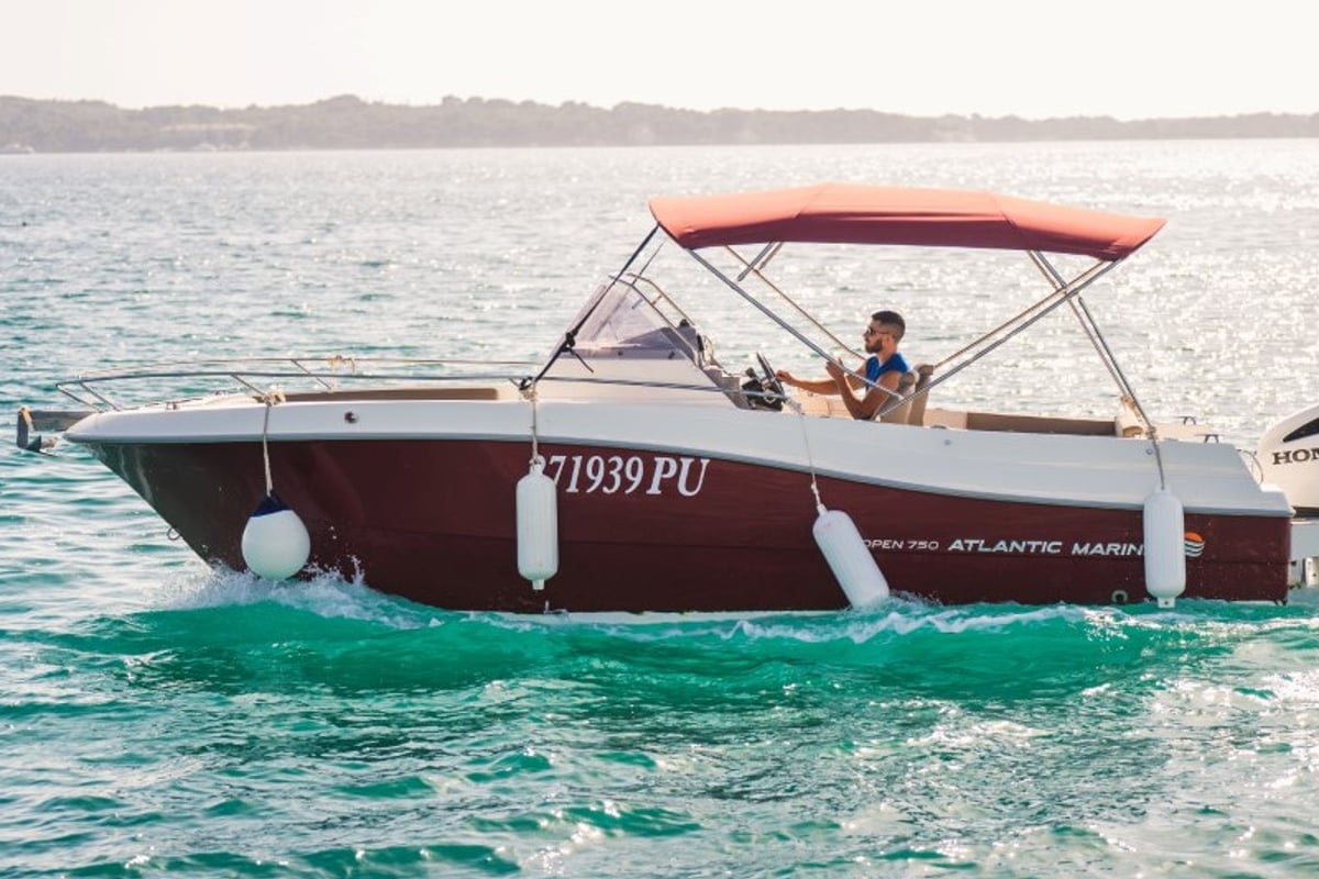 Atlantic 750 Open, Atlantic Marine