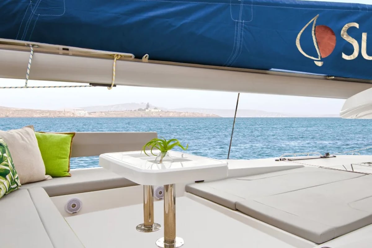 Leopard 45, Sunsail 454L Premium