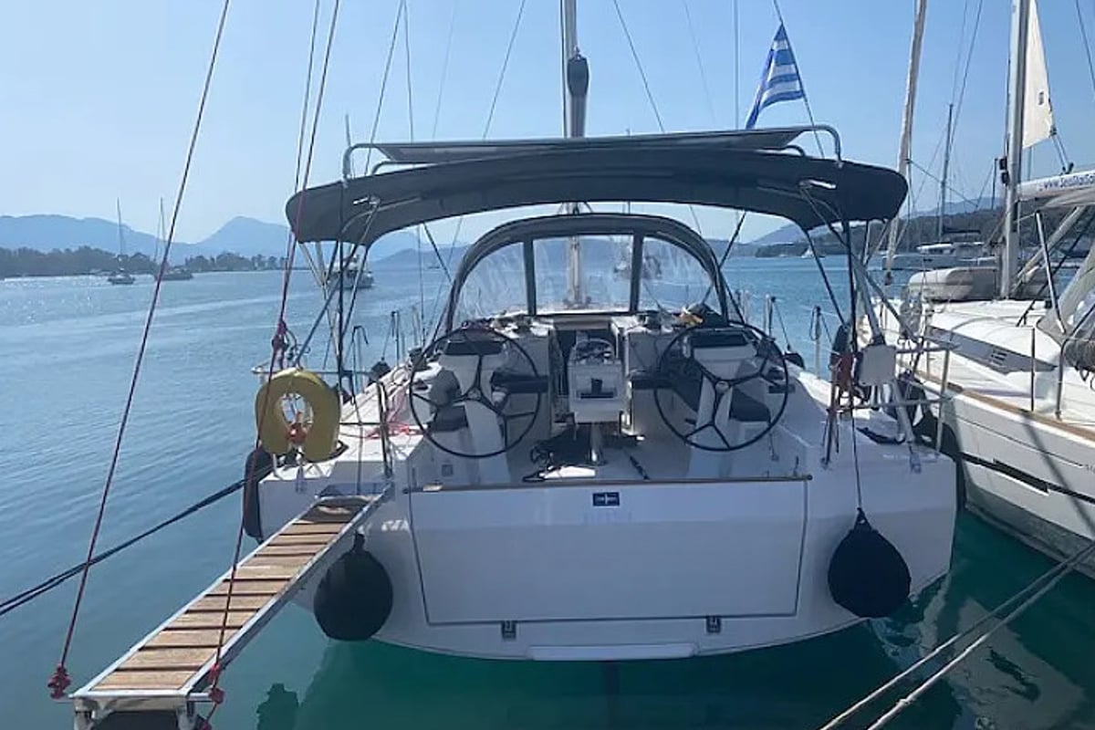 Bavaria C42, Kalispera