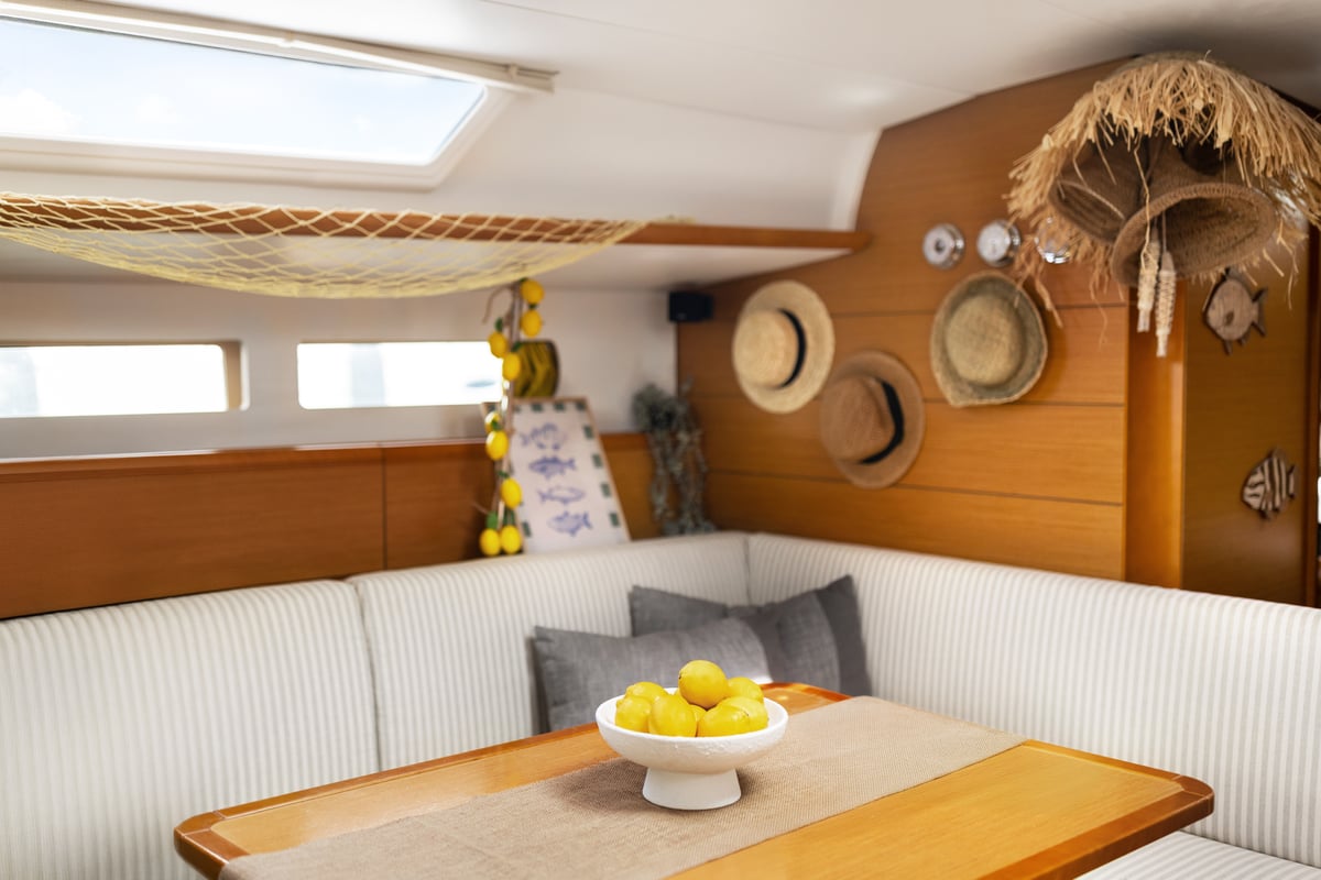 Sun Odyssey 469, Lemon