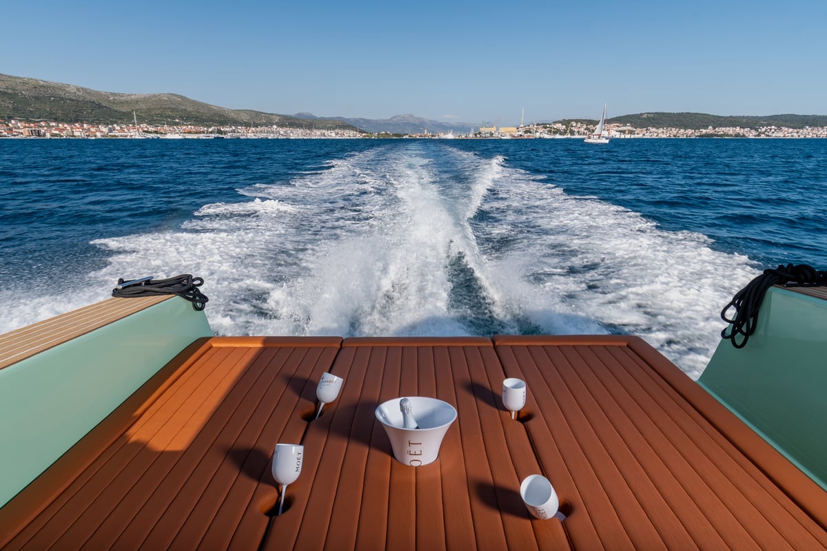 Felix 37, Condor