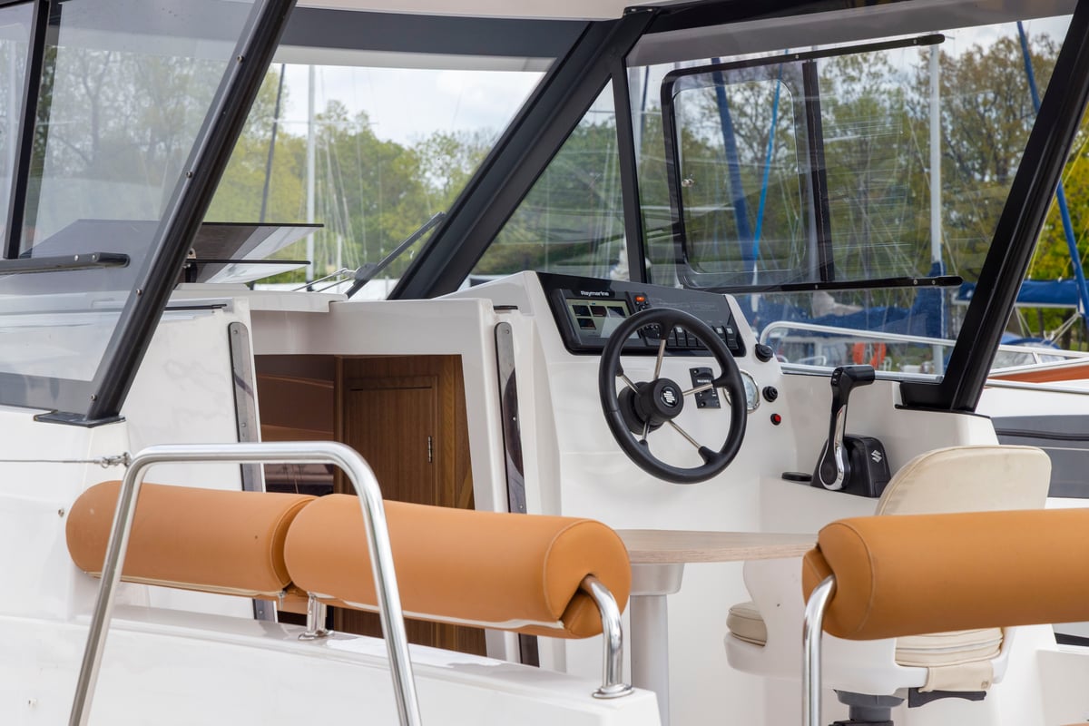 Nexus Revo 870 Prestige, Zanussi
