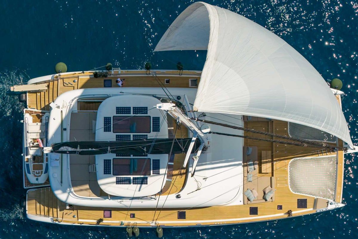 Sunreef 80, Honeybird