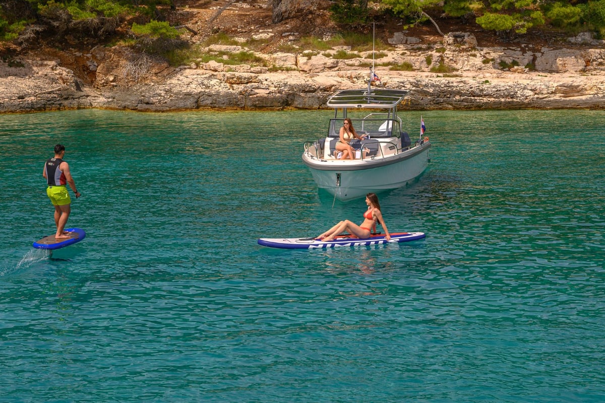 Motorboat, Tanja