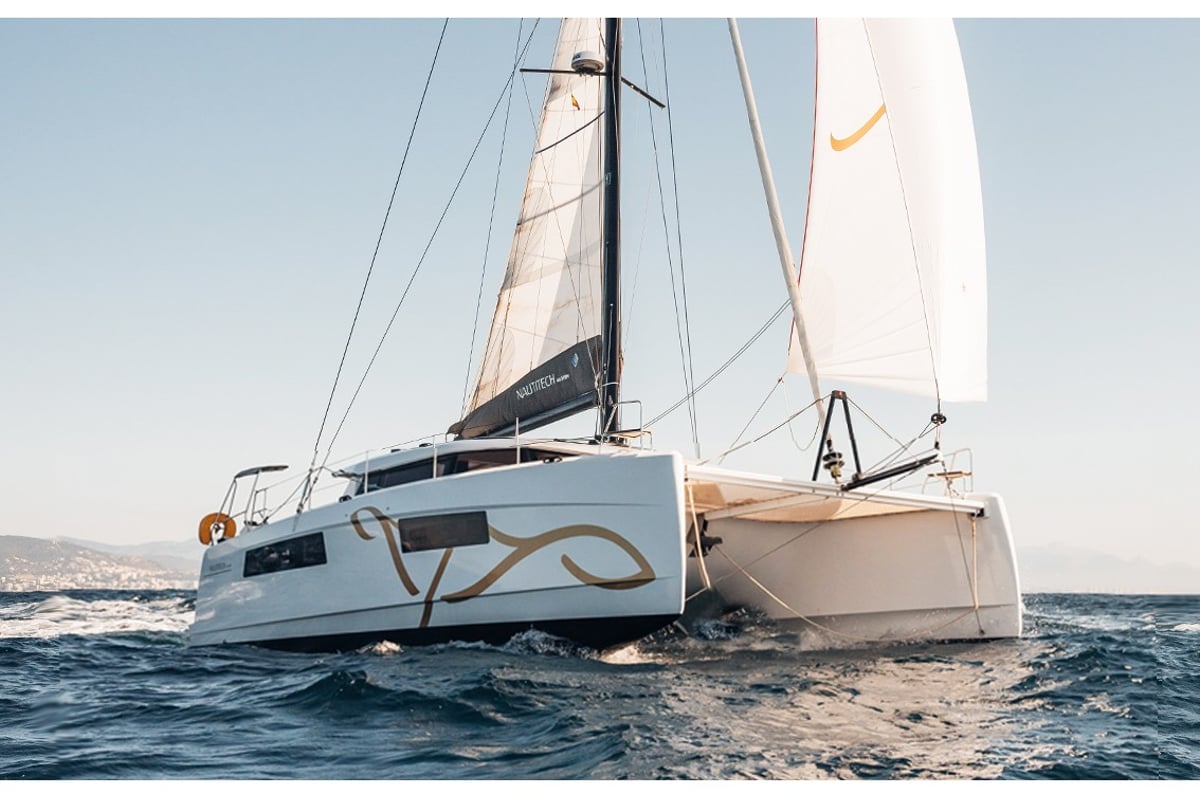 Nautitech 44 Open, Hydra