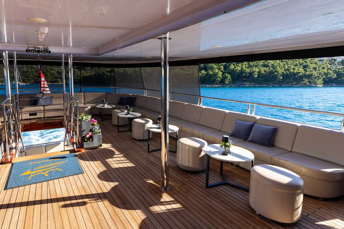 Motoryacht, Adriatic King