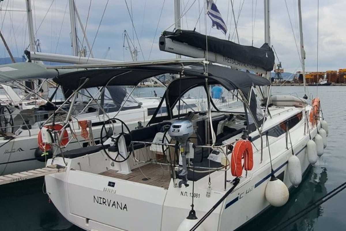 Bavaria C42, Nirvana