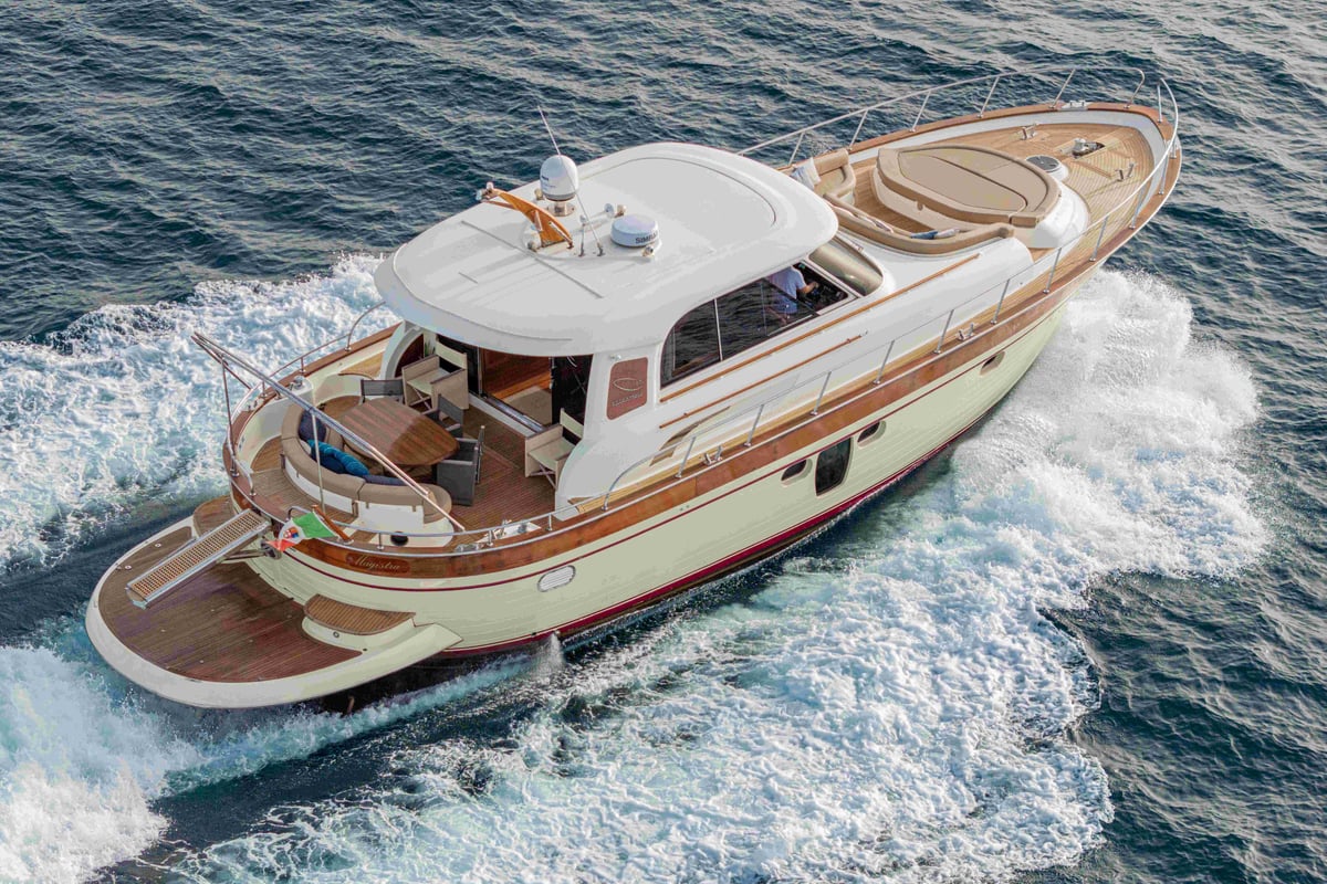 Apreamare 60, Magistra