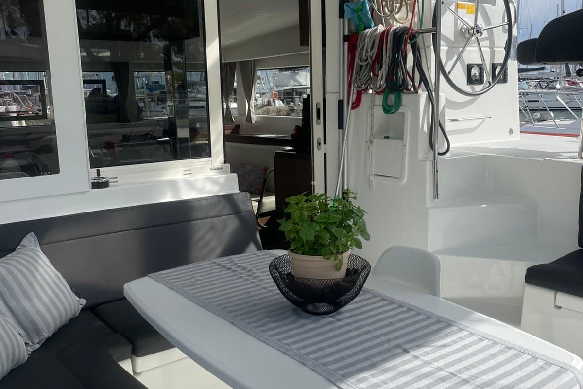 Lagoon 40, CATALINA