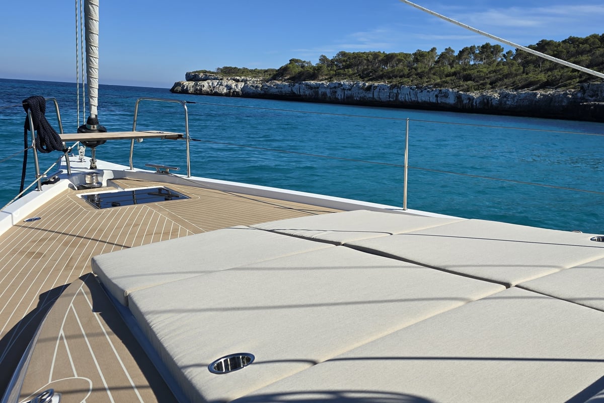 Bavaria C46, Infinity