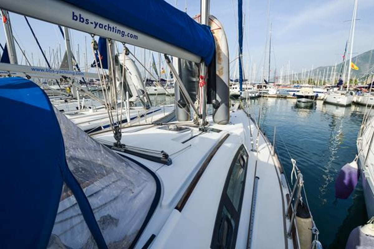 Oceanis 43, Soyamaje